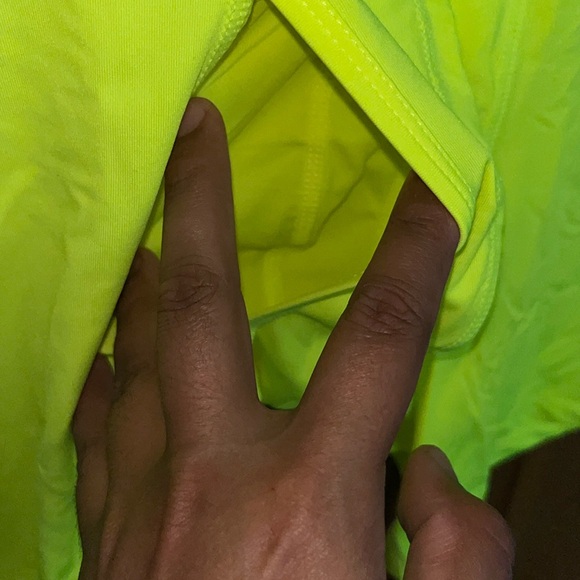 New Balance - Picture 2 of 3